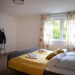 Apartman Take Off